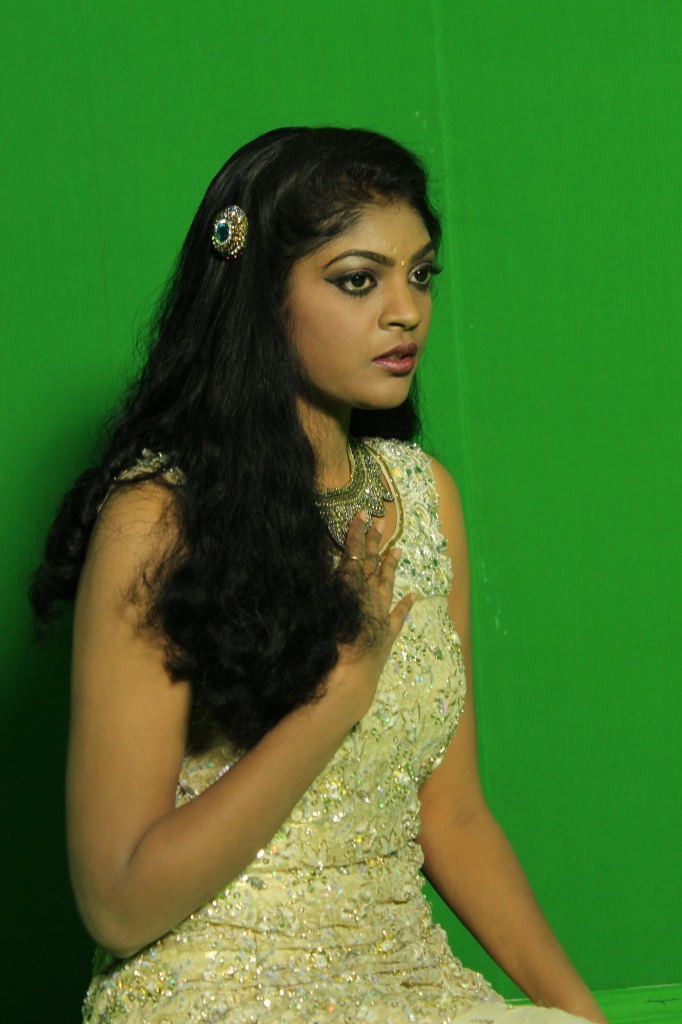 Twinkle Gupta Stills - 16 / 29 photos