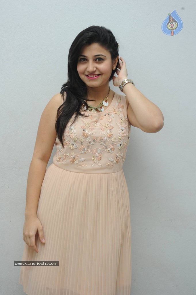 Vaishali New Stills - 40 / 88 photos