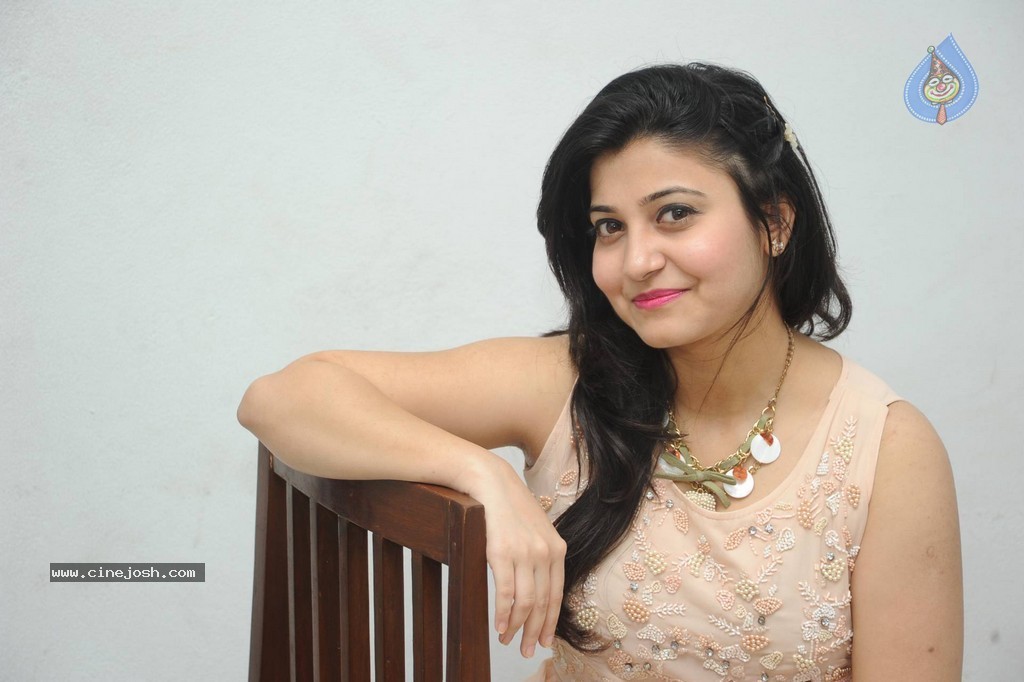 Vaishali New Stills - 67 / 88 photos