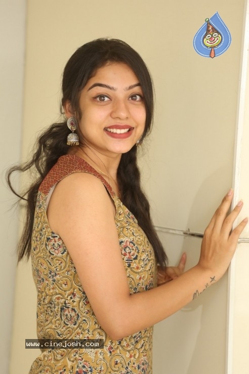 Varsha Bollamma Photos - 9 / 20 photos