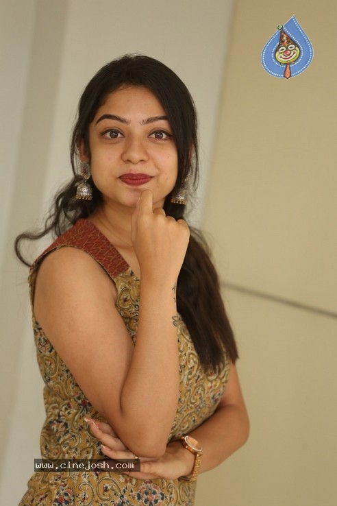 Varsha Bollamma Photos - 11 / 20 photos