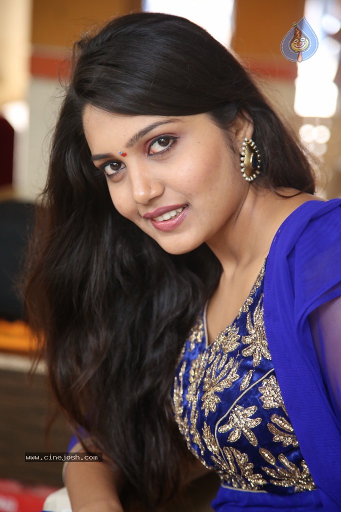 Vidharsha New Stills - 41 / 63 photos