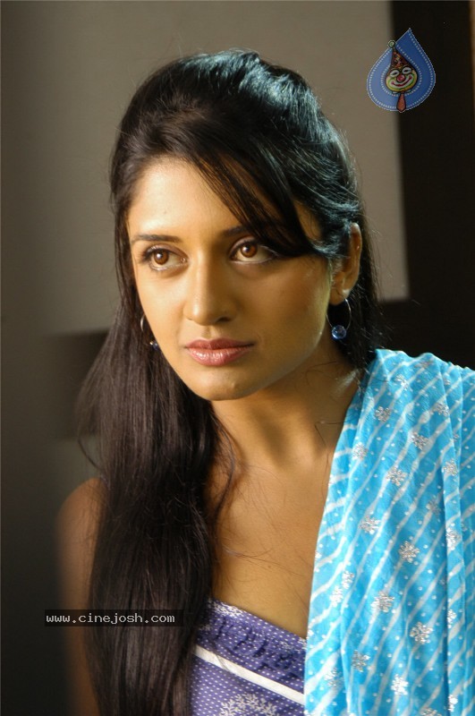 Vimala Raman (Exclusive CineJosh) - 8 / 82 photos