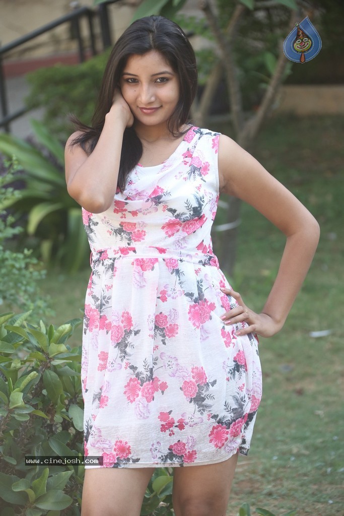 Vinni New Photos - 28 / 106 photos