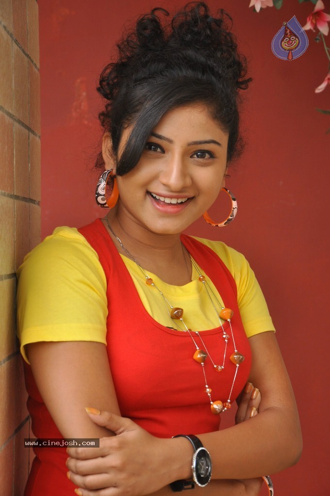 Vishnu Priya Stills - 10 / 66 photos