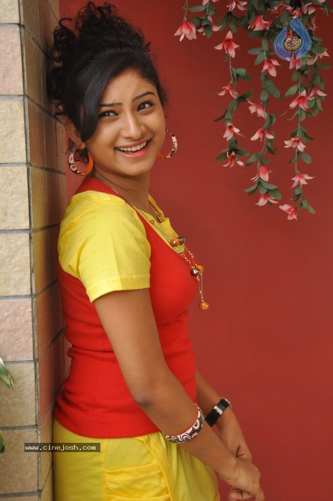 Vishnu Priya Stills - 37 / 66 photos