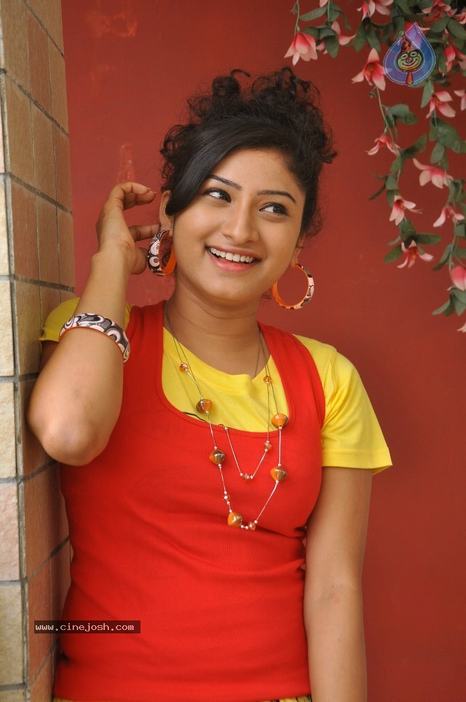 Vishnu Priya Stills - 42 / 66 photos