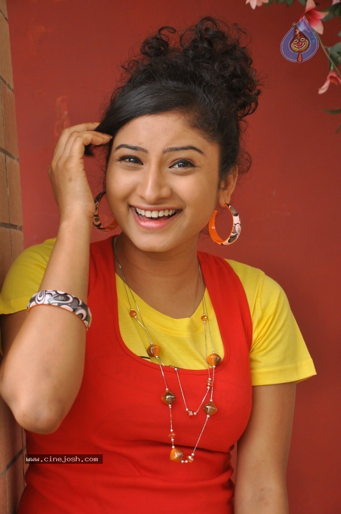 Vishnu Priya Stills - 61 / 66 photos