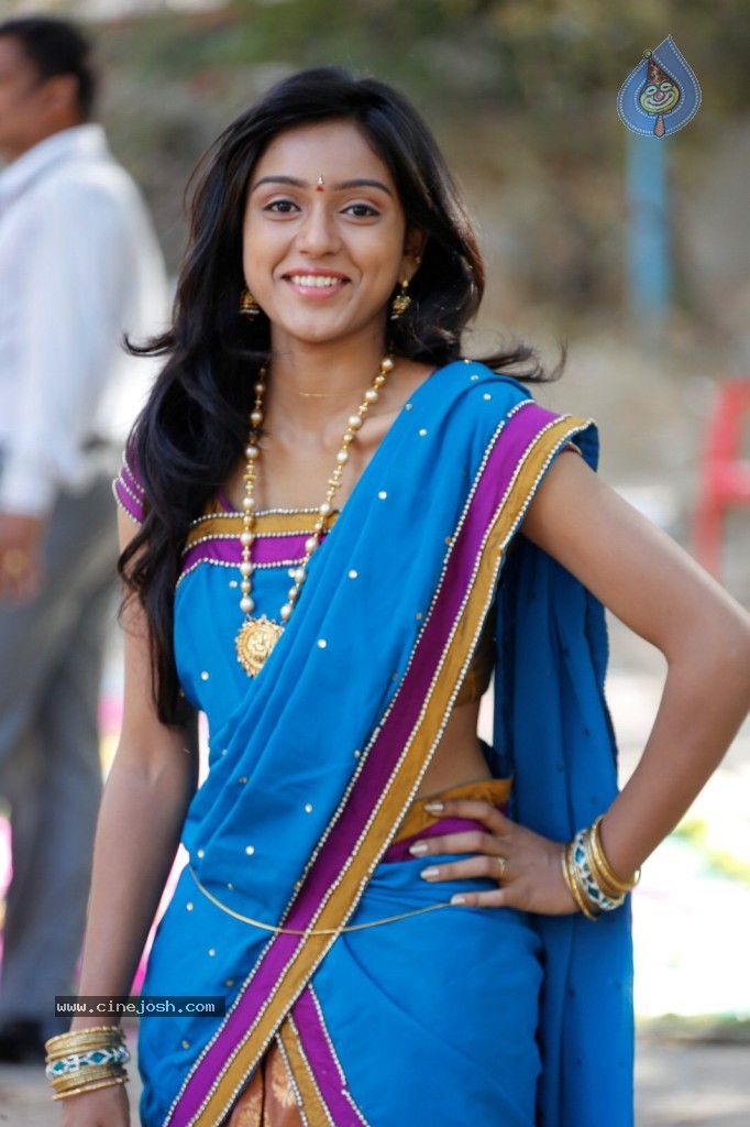 Vithika Latest Stills - 35 / 54 photos