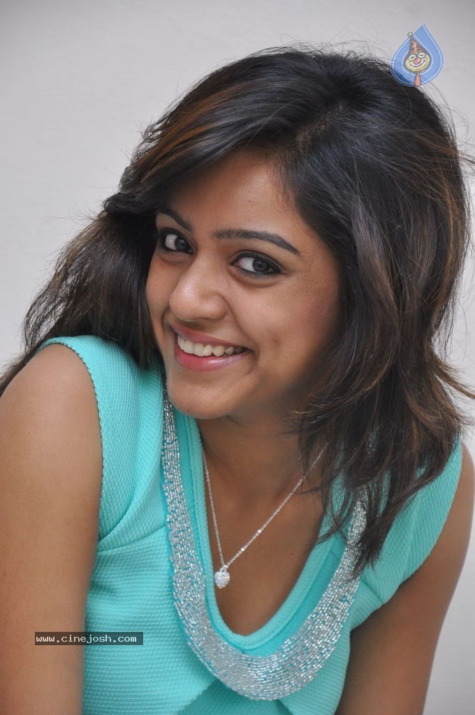 Vithika Sheru Gallery - 33 / 56 photos