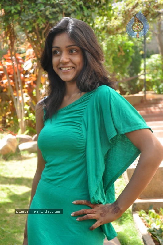 Vithika Stills - 43 / 83 photos