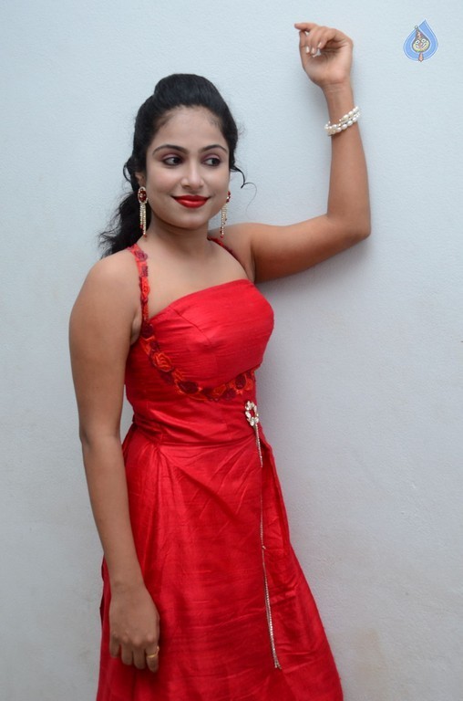 Vrushali New Photos - 32 / 42 photos