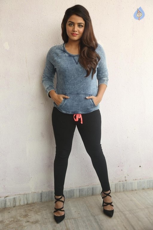 Wamiqa Gabbi New Pics - 42 / 47 photos