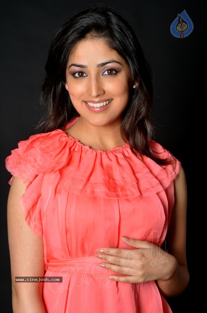 Yami Gautam Hot Stills Photo 33 Of 51 0139