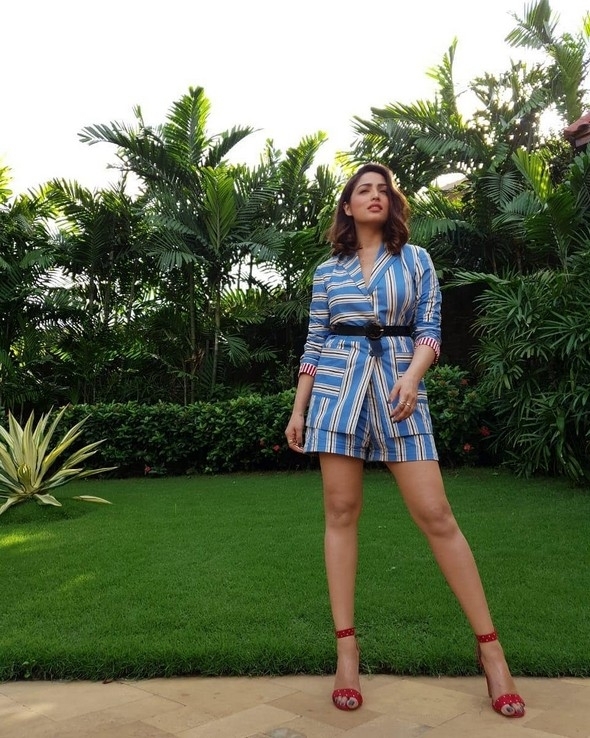 Yami Gautam Stills - 7 / 12 photos