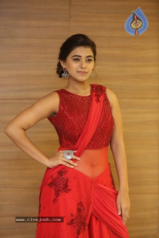 Yamini Bhaskar Photos - 2 / 21 photos