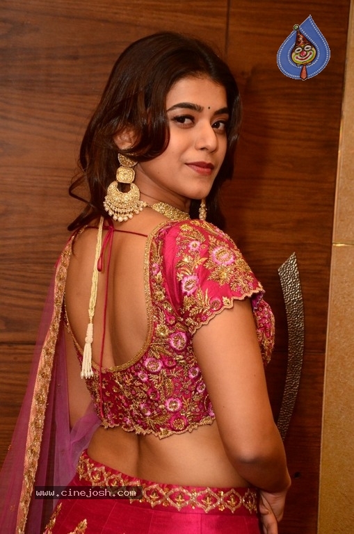 Yamini Bhaskar Stills - 2 / 21 photos