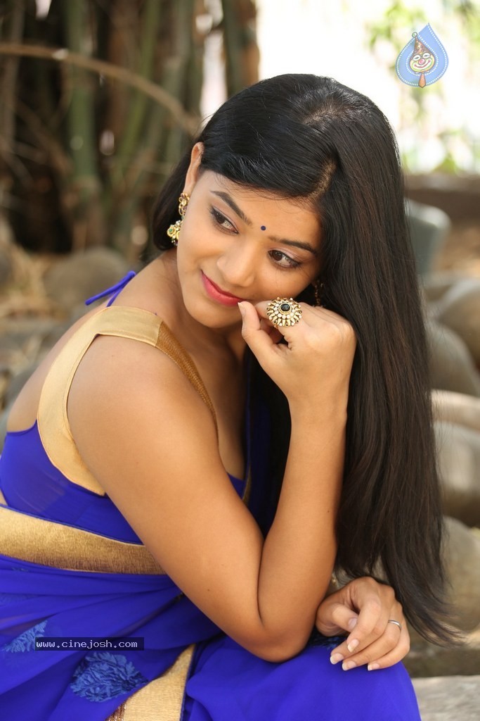 Yamini Latest Gallery - 85 / 152 photos