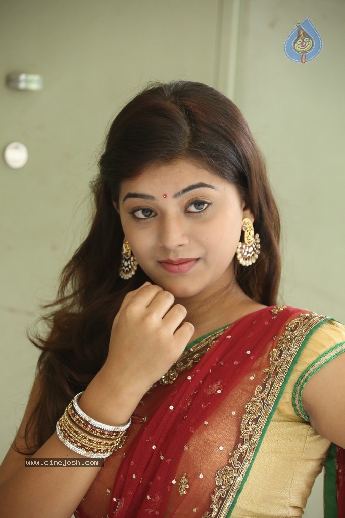 Yamini Latest Stills - 26 / 193 photos