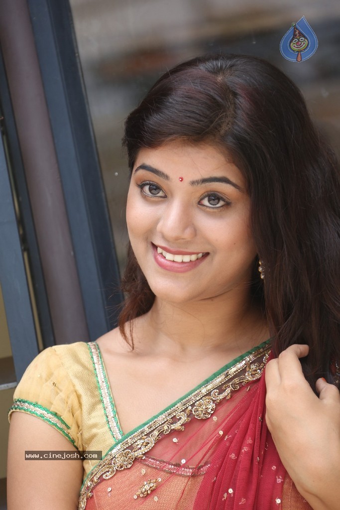 Yamini Latest Stills - 28 / 193 photos