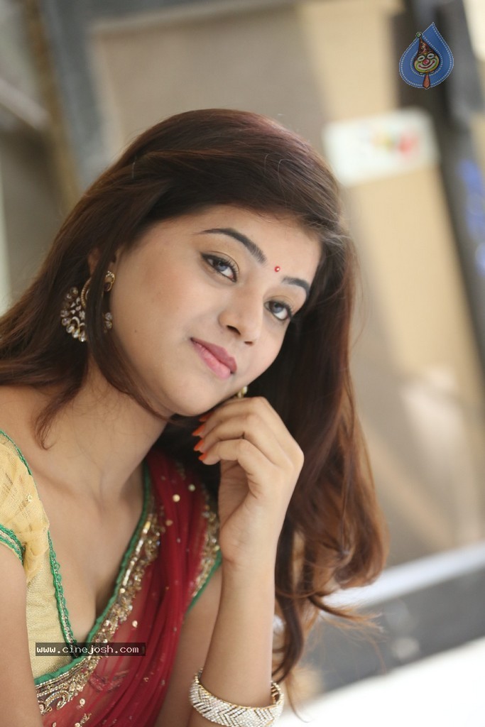 Yamini Latest Stills - 36 / 193 photos