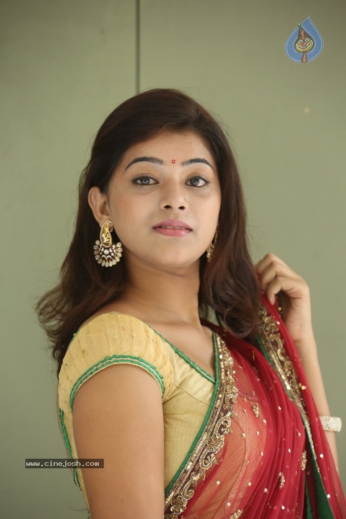 Yamini Latest Stills - 42 / 193 photos