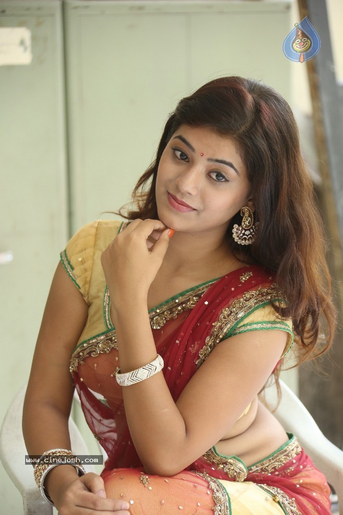 Yamini Latest Stills - 87 / 193 photos