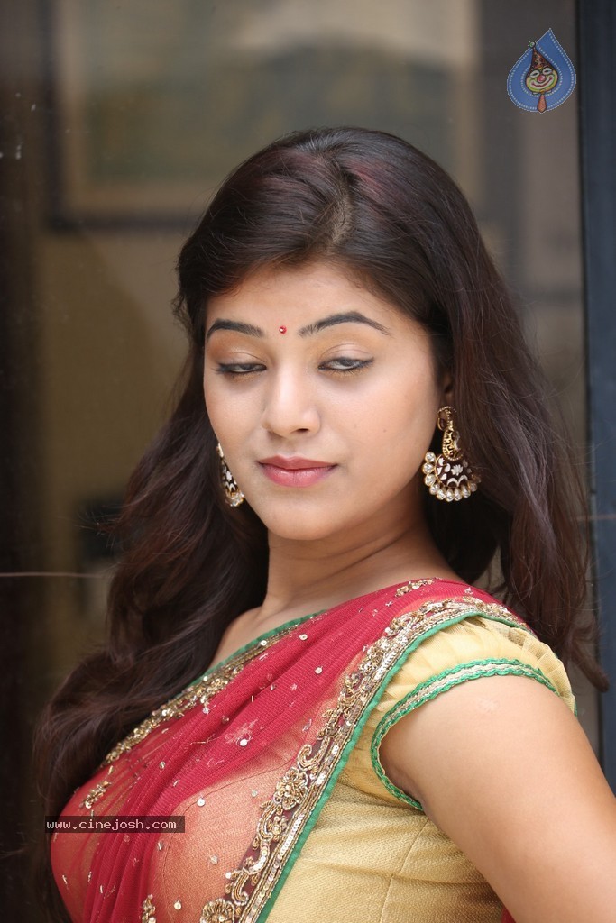 Yamini Latest Stills - 109 / 193 photos