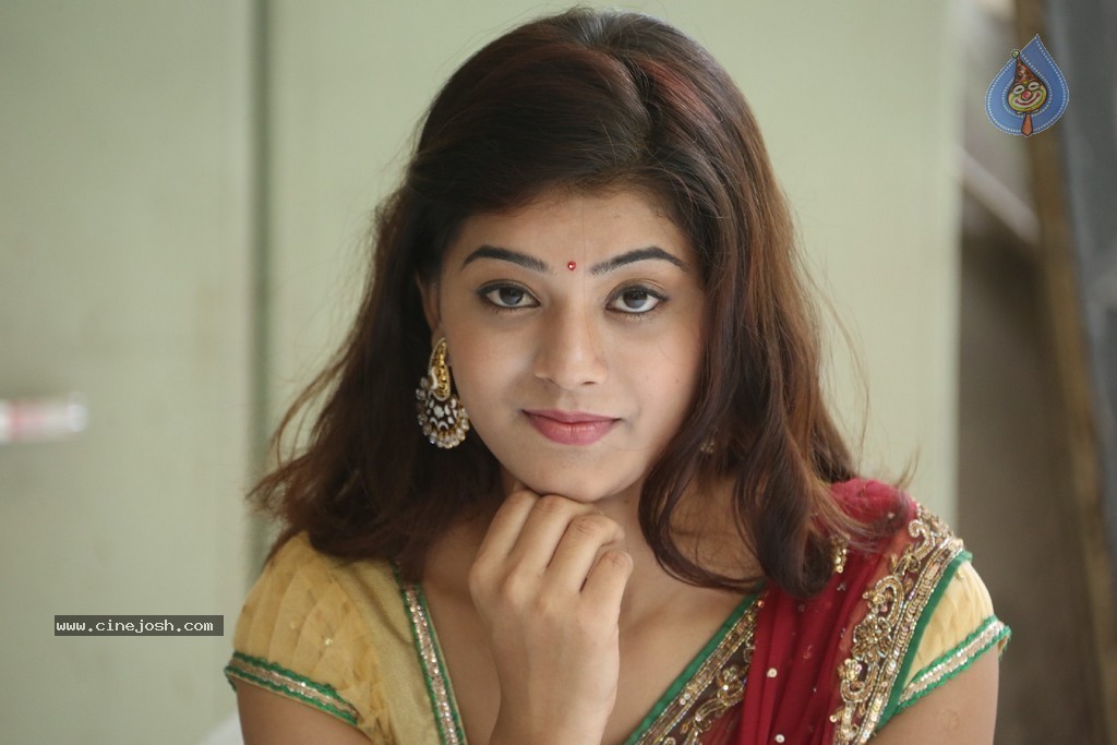 Yamini Latest Stills - 154 / 193 photos