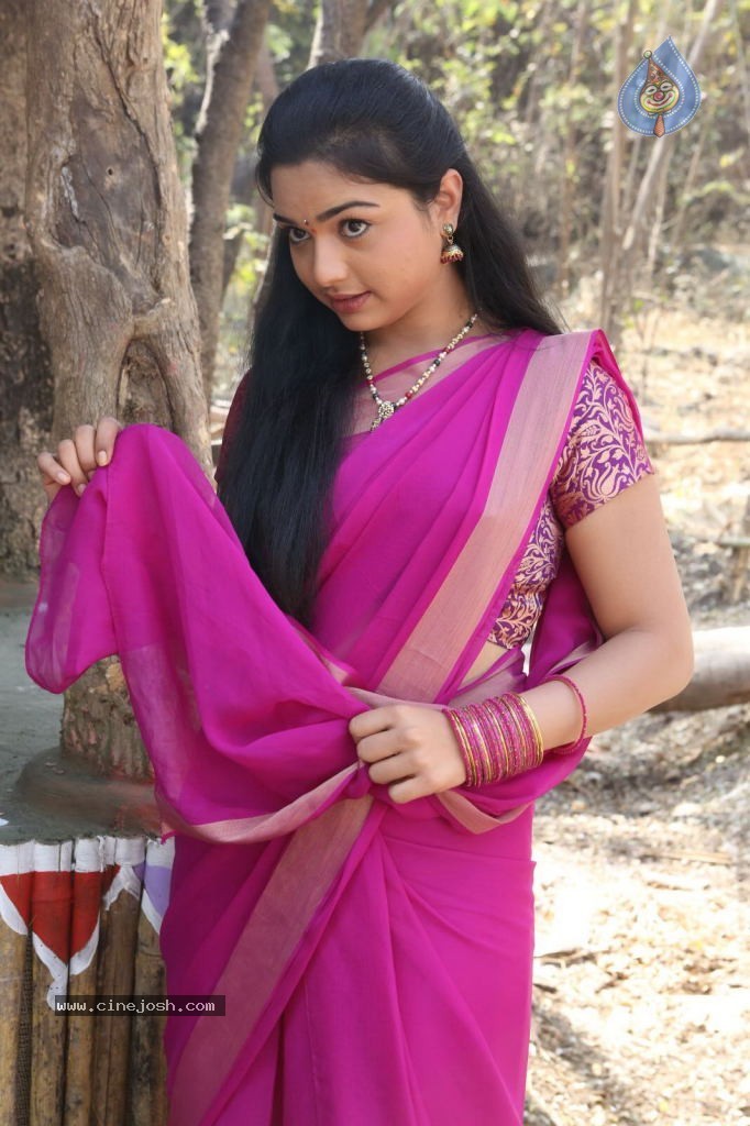 Yamini New Stills - 11 / 84 photos