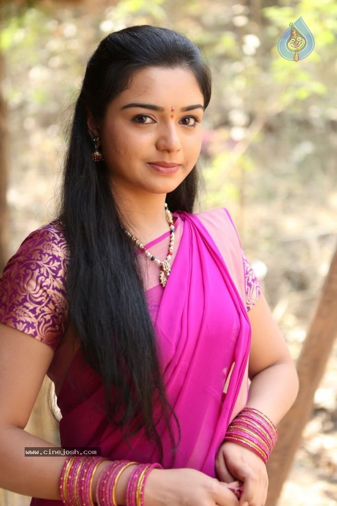 Yamini New Stills - 50 / 84 photos