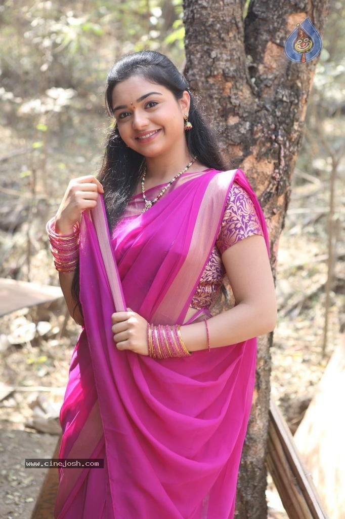 Yamini New Stills - 62 / 84 photos