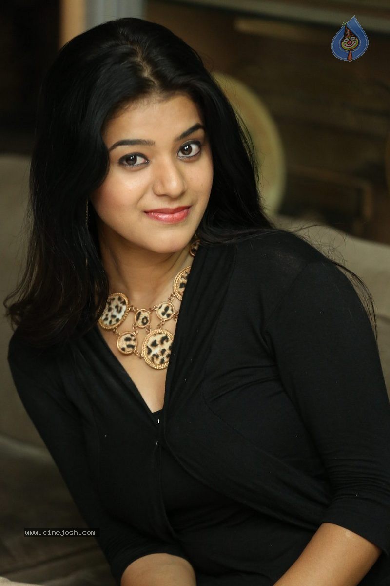 Yamini Stills - Photo 10 of 48