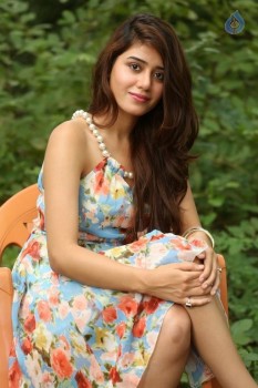 Aarti Chhikara New Photos - 19 of 42