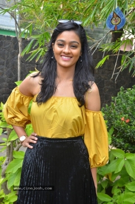 Actress Gayathri Latest Stills - 5 of 6