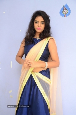 Actress Manjira Photos - 5 of 30