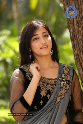 Actress Mouryani Pics - 1 of 21