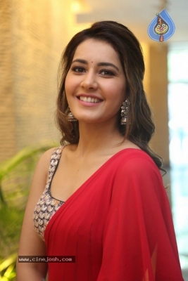 Actress Rashi Khanna Photos - 5 of 21