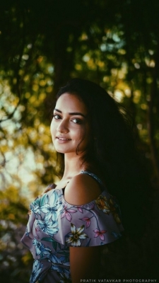 Actress Shanvi Srivatsava Pictures - 7 of 8