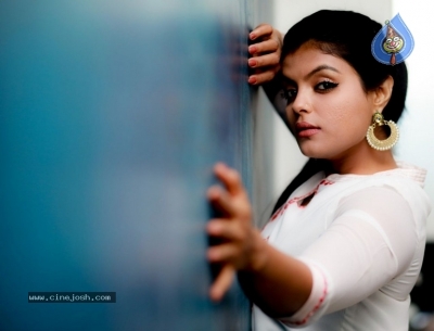 Actress Tejashree Jadhav Photoshoot - 27 of 28