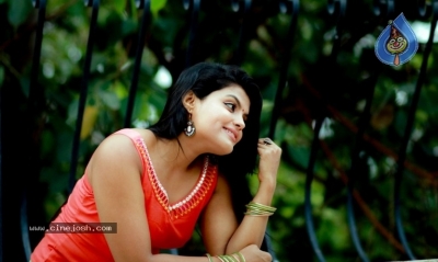 Actress Tejashree Jadhav Photoshoot - 28 of 28