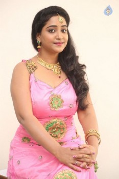 Aishwarya Addala Photos - 9 of 42