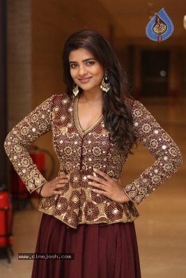 Aishwarya Rajesh Photos - 14 of 16