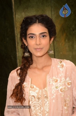 Aakanksha Singh Photos - 4 of 21