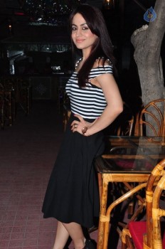 Aksha New Pics - 24 of 42