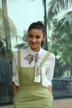 Alia Bhatt New Photos - 9 of 21