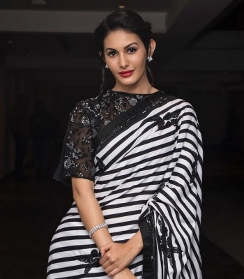 Amyra Dastur New Photos - 1 of 3