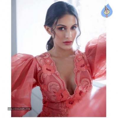 Amyra Dastur Portfolio - 3 of 16