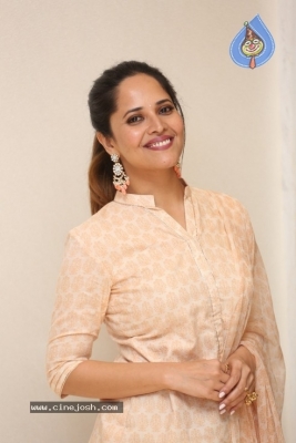 Anasuya Bharadwaj Photos - 3 of 13