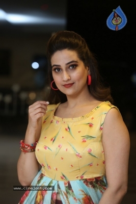 Anchor Manjusha Stills - 3 of 17